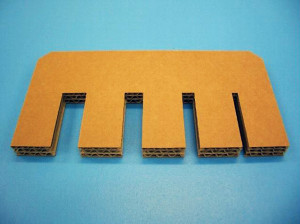 Three-layer corrugated cardboard